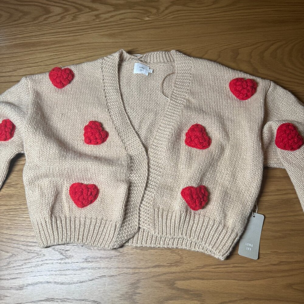 LUNA IVY Heart 3d anthro lookBeige Cardigan Sweater Size M NEW WITH TAG